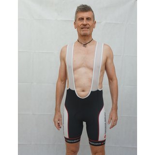 Kurze Tr�gerhose P1