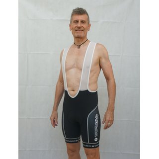 Kurze Tr�gerhose P4